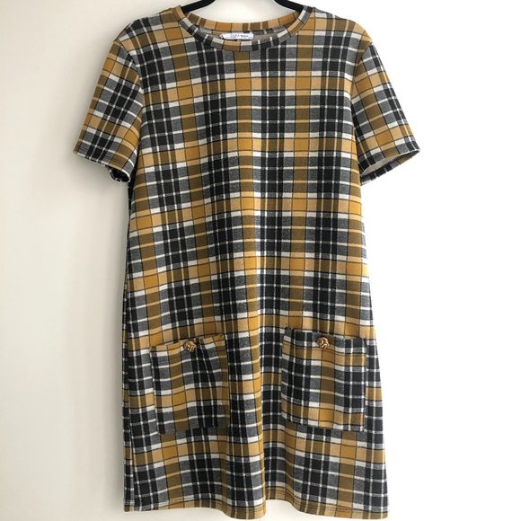 Zara Dresses & Skirts - EUC | Zara Trafaluc Black and Gold Plaid Short-Sleeved Mini Dress with Pockets